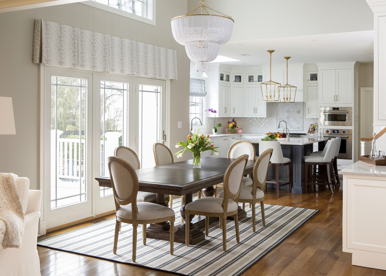 breakfast-table-interior-design-area-rug